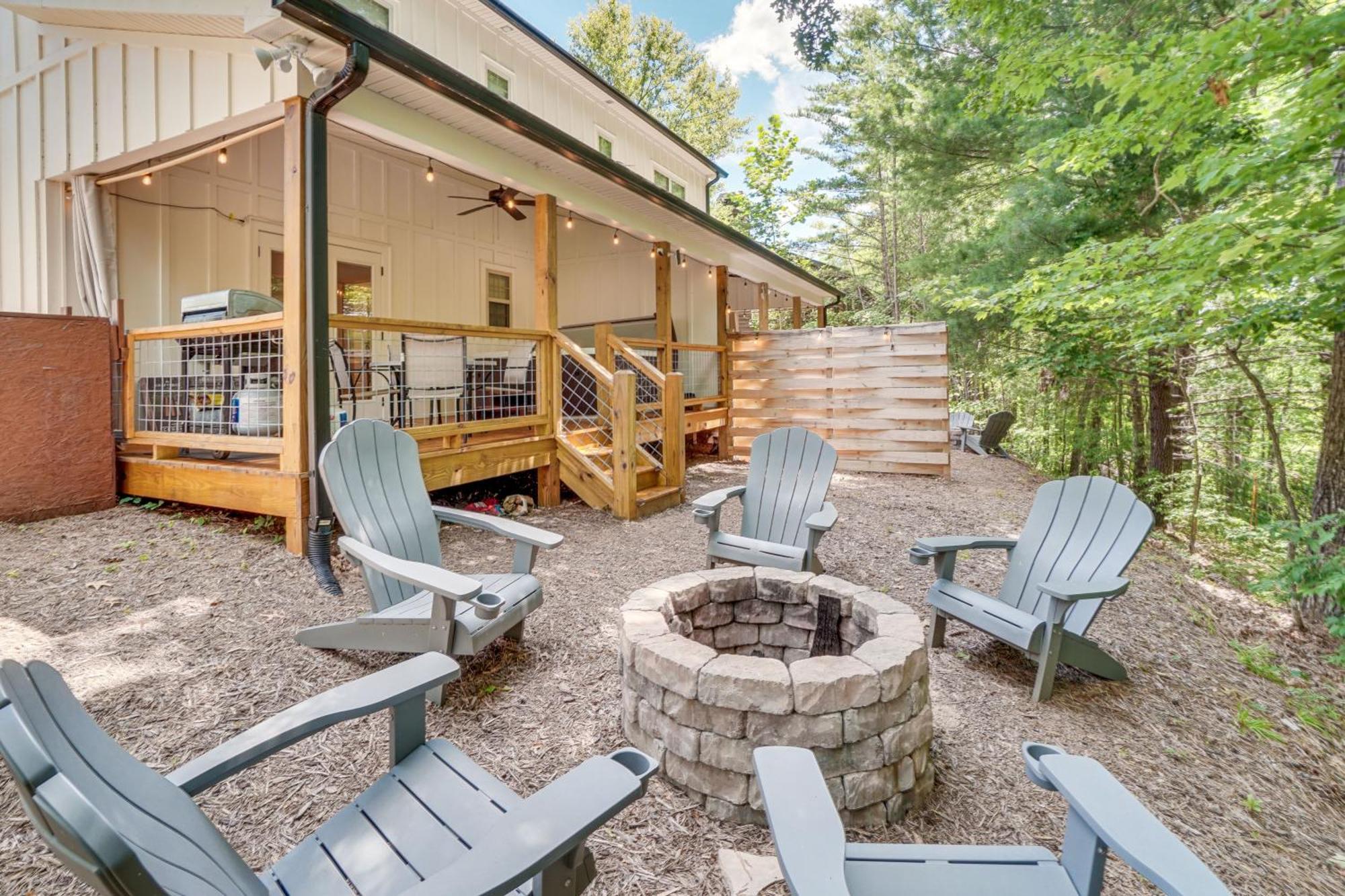 Villa Stunning Helen Getaway With Hot Tub And Ev Charger! Extérieur photo